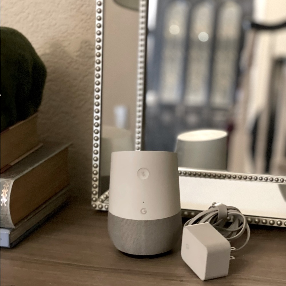 Home Smart Speaker & Google Assistant
